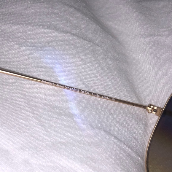 Ray-Ban Aviator Sunglasses - Picture 5 of 5